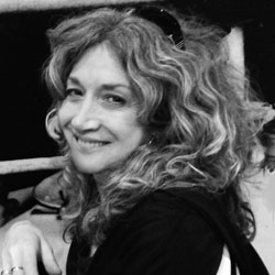 Dr Lori Todd
